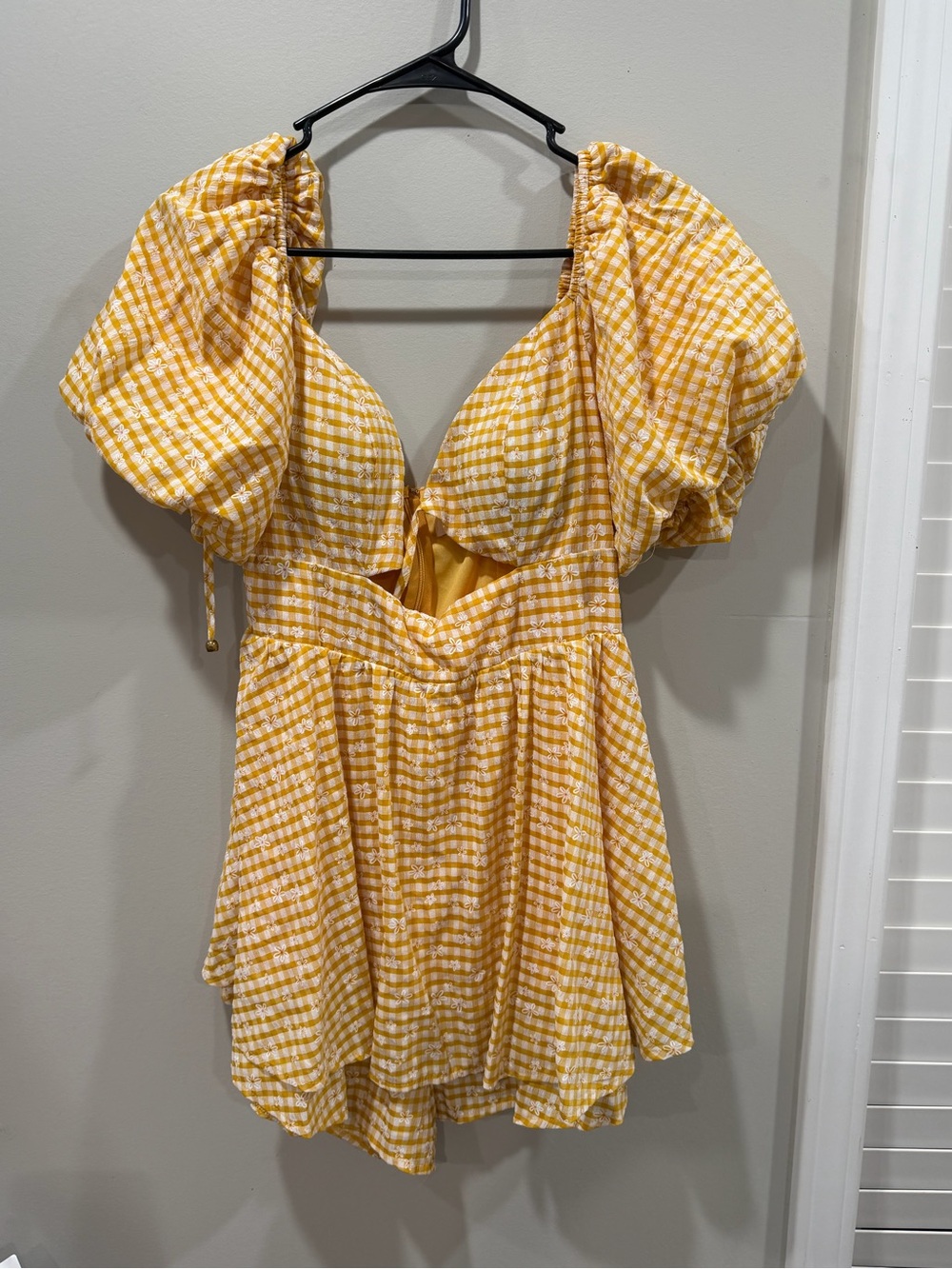 Yellow Gingham Puff-Sleeve Women's Top